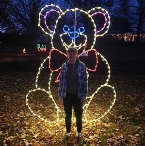 Meet your Posher, Wade